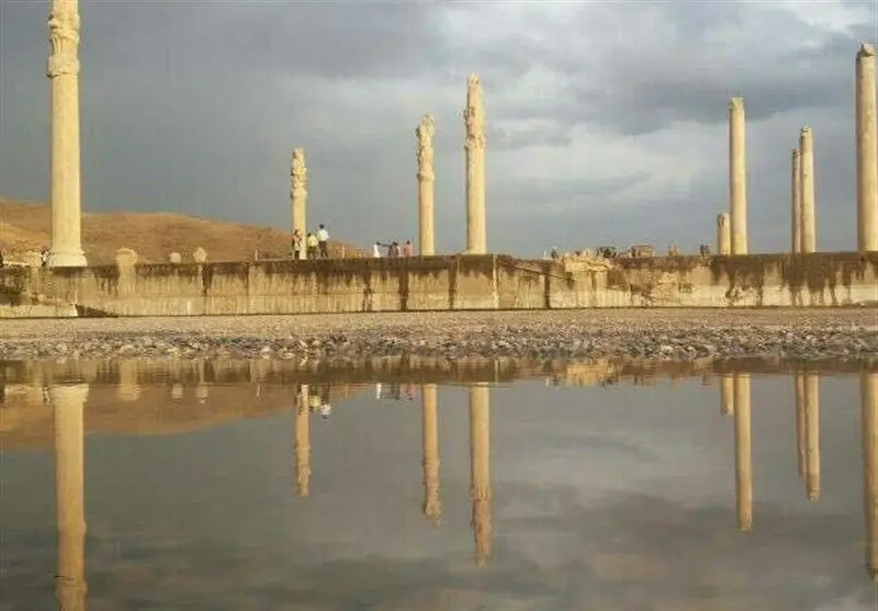 ماجرای "تل آجری" تخت‌جمشید