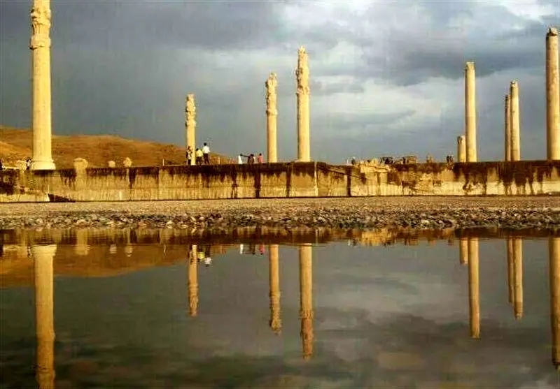 ماجرای "تل آجری" تخت‌جمشید