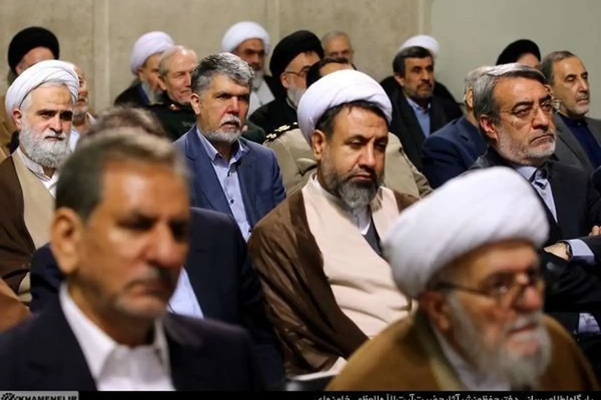 (تصاویر) احمدینژاد در دیدار مسئولان نظام با رهبر انقلاب
