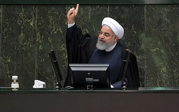 لایحه بودجه مجموعه‌ای از سیاست‌های متناقض است/ مدیران اقتصادی اصلا توانایی مدیریت بحران را ندارند