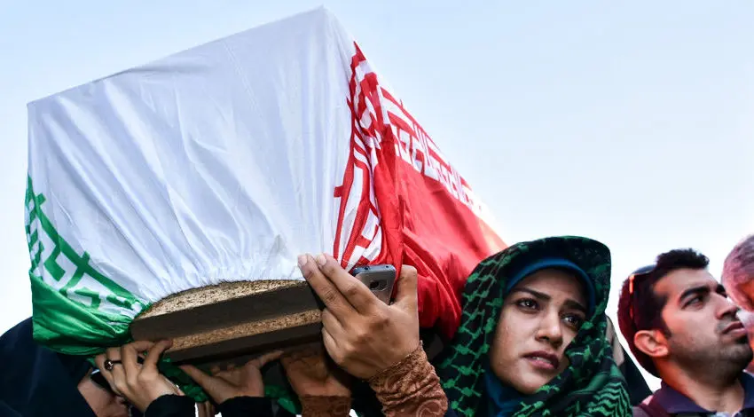 (تصاویر) استقبال از پیکر ۵۵ شهید در مرز شلمچه