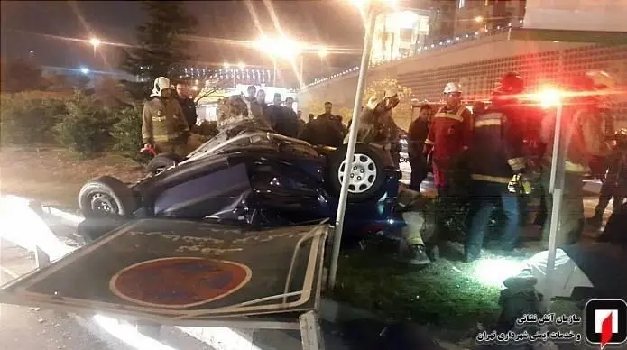 (تصاویر) مصدومیت شدید ۳ دختر و یک پسر بر اثر واژگونی ۲۰۶