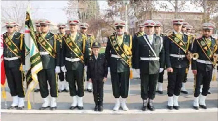 یونیفرم مهربانی بر قامت علی کوچولو