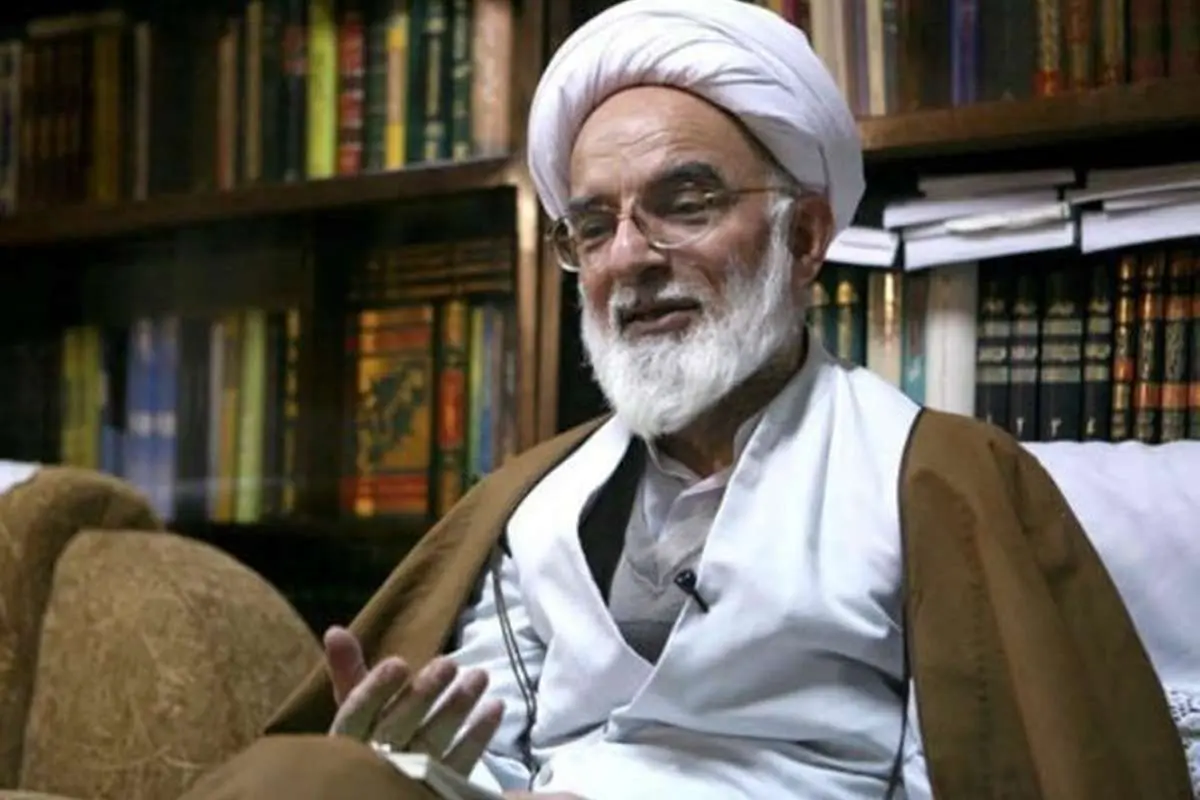 دری‌نجف‌آبادی: افراد داری تریبون به اعتراضات دامن نزنند