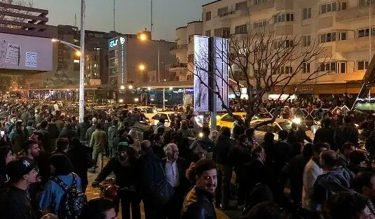 چرا تجمعات شکل گرفت؟