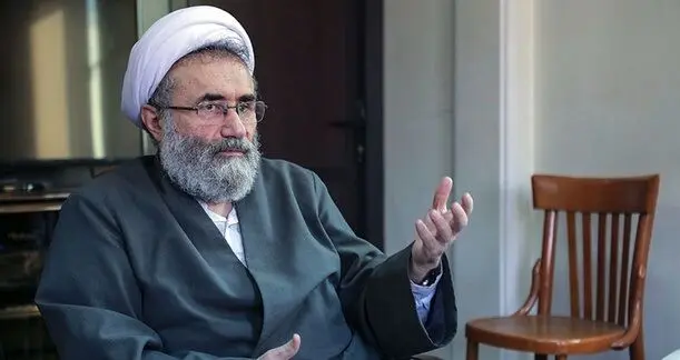 مهاجری: برخی از خاطرات آیت‌الله هاشمی می‌ترسند