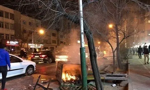 امر سیاسی، سیاست خیابان و جنبش‌های اجتماعی