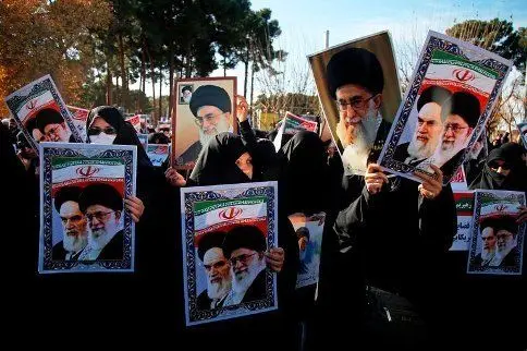 نیویورک‌تایمز: ترامپ علیه ایران اقدامات "احمقانه" اتخاذ نکند