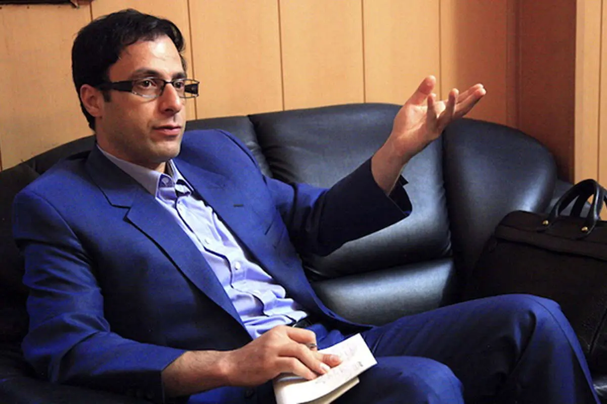 پرستاران و دموکراتیک کردن بیمارستانها
