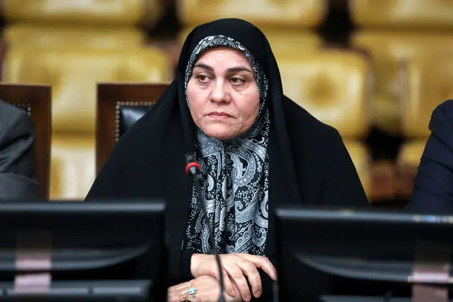 تنها نماینده زنی که از اوین بازدید می‌کند