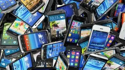 یک دهم قاچاق کشور مربوط به موبایل است