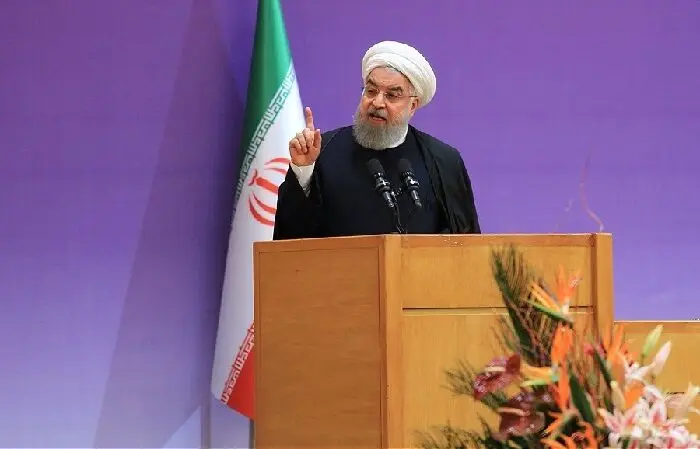 روحانی منتقد یا روحانی رئیس‌جمهور