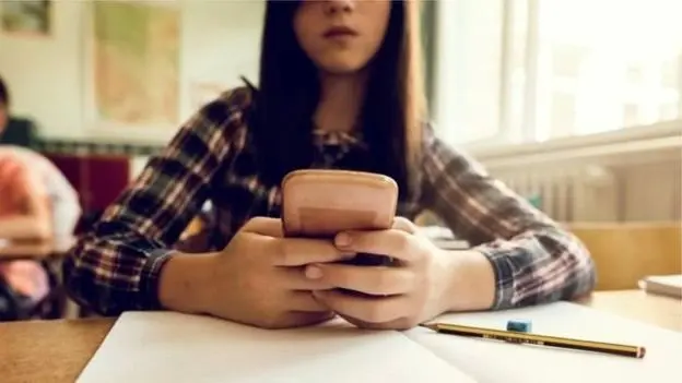 تعقیب هزار جوان به خاطر یک فیلم مستهجن