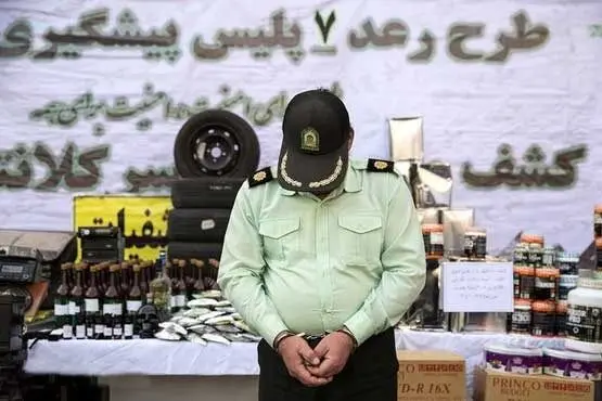 (عکس) دستگیری مامور قلابی در تهران