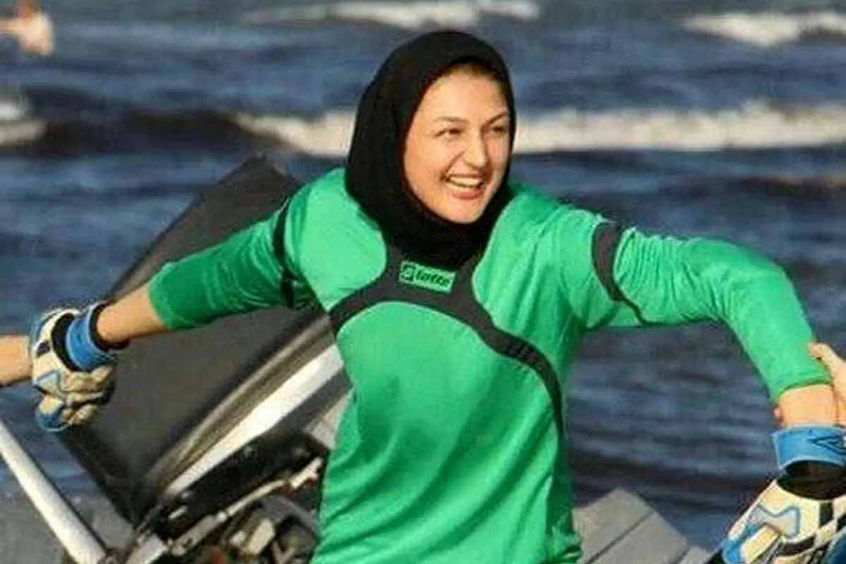 آتنا کُشی!