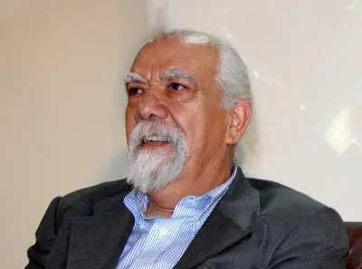 استاد آواز ایرانی در بیمارستان بستری شد