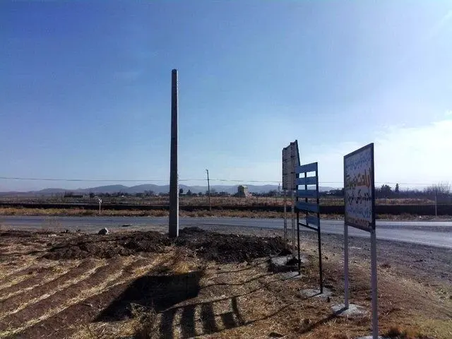 «برق» آرامگاه کوروش را می گیرد