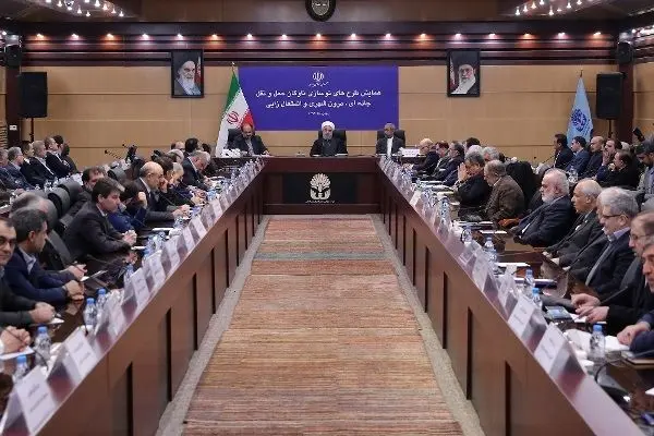 بازدید روحانی از محصولات تجاری سایپا