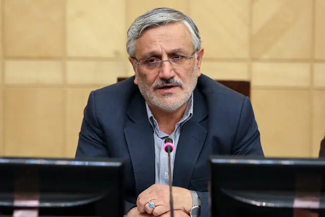 ساخت سونا و جکوزی 30 میلیاردی زیر یک امامزاده!