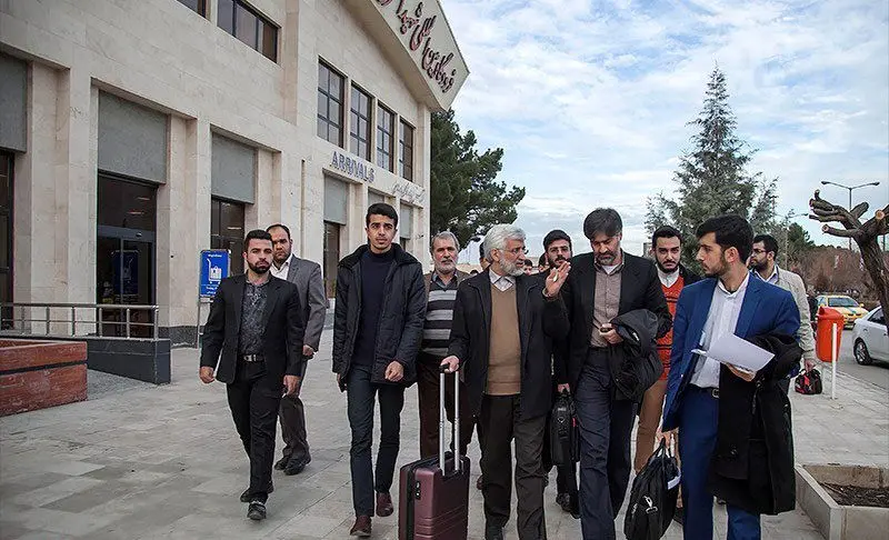 (تصاویر) بازدید سعید جلیلی بر ترک موتور از سرپل ذهاب