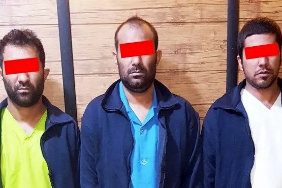 (عکس) سارقان طلای زنان سالخورده دستگیر شدند