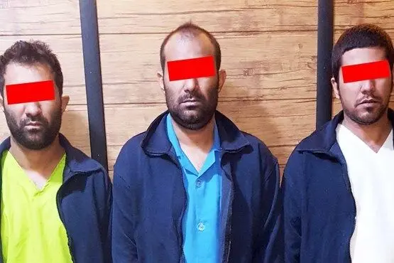 (عکس) سارقان طلای زنان سالخورده دستگیر شدند