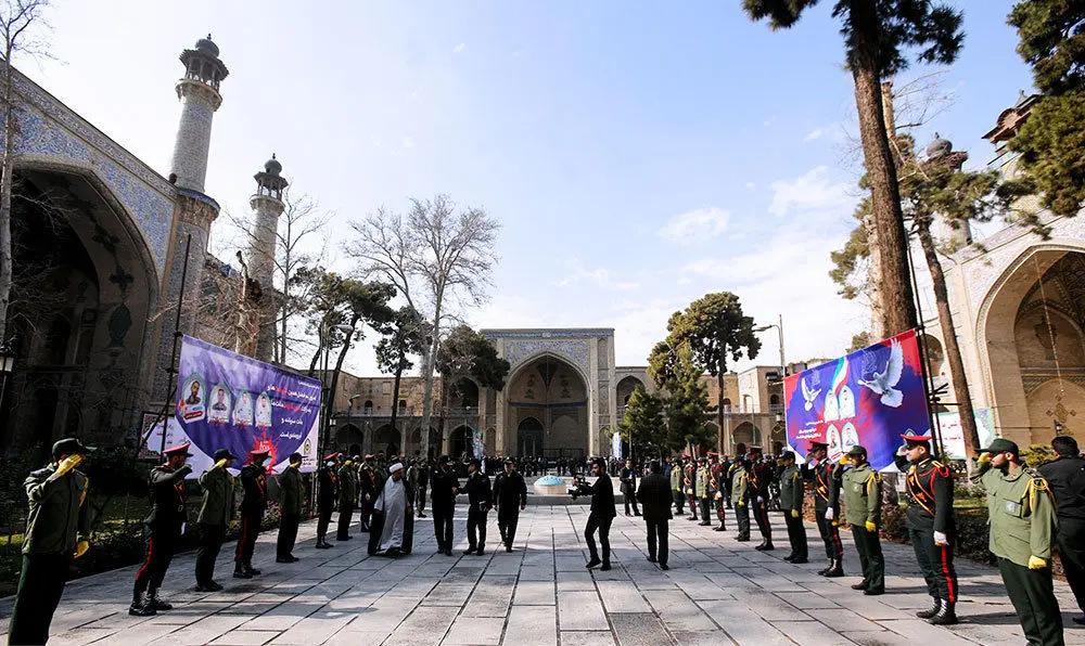 (تصاویر) مقامات در ختم شهدای خیابان پاسداران ناجا