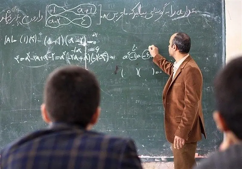 مطالبه میلیونی صندوق بازنشستگی از معلمان
