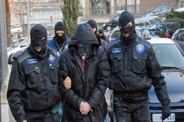 کشف یک زن و شوهر تهرانی از داخل محموله ترانزیتی