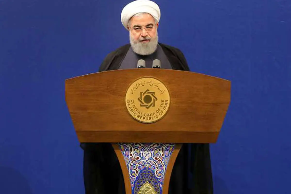 کاهش فشارها به بانک مرکزی ضروری است