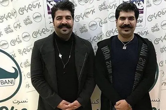 (عکس) خواننده معروف در کنار بدلش!