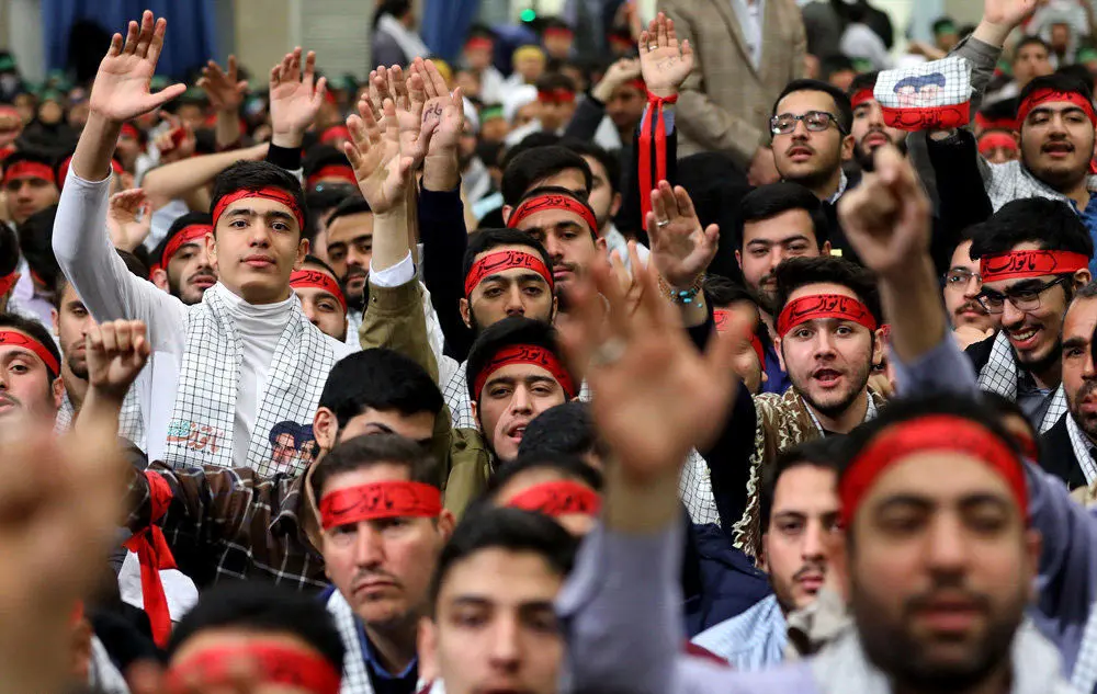 (تصاویر) دیدار نوجوانان راهیان نور با رهبر انقلاب