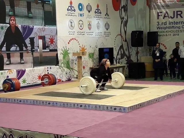 دختر ۸ ساله اردبیلی بالاخره وزنه زد