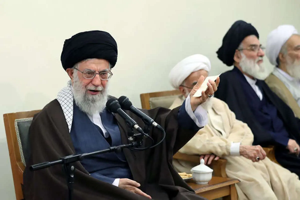 هیچ مشکل حل نشدنی در کشور وجود ندارد