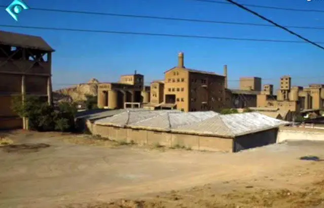 (تصاویر) ماجرای کارخانه جنجالی سریال پایتخت