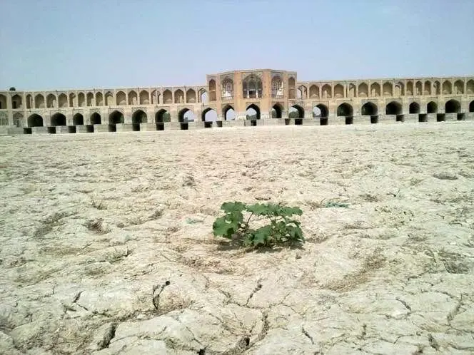 وبگاه اروپایی: ایران با بحران انفجاری محیط زیستی مواجه است
