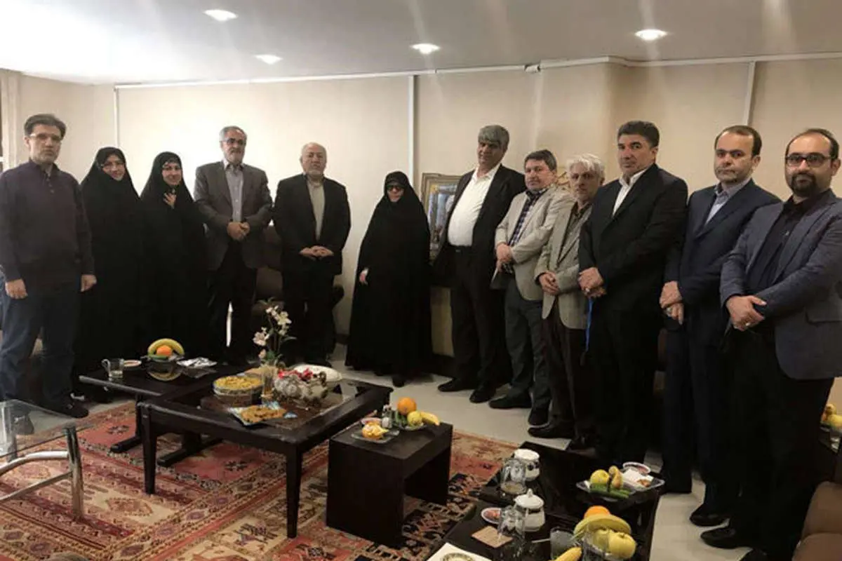 عید دیدنی اصلاح طلبان با همسر و فرزند کروبی