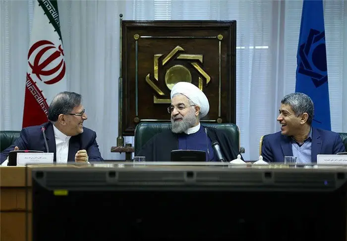 سیف در "منگنه"