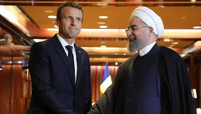 یک ساعت گفتگوی تلفنی روحانی و ماکرون