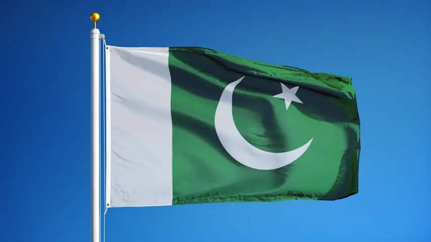 دولت و پارلمان پاکستان منحل می‌شوند