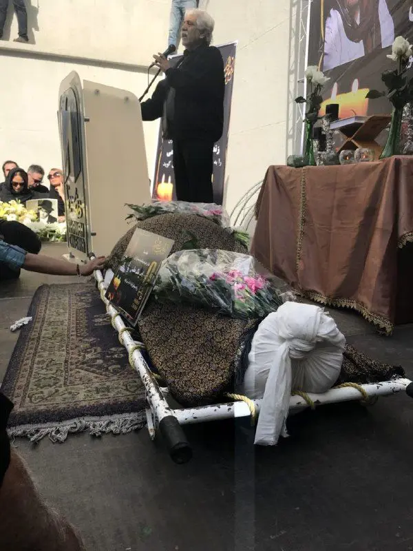 روزنامه جوان: موسوی و خاتمی به "ملک‌مطیعی" بد کردند