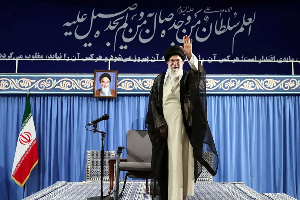 (تصاویر) دیدار رمضانی دانشجویان با رهبر انقلاب