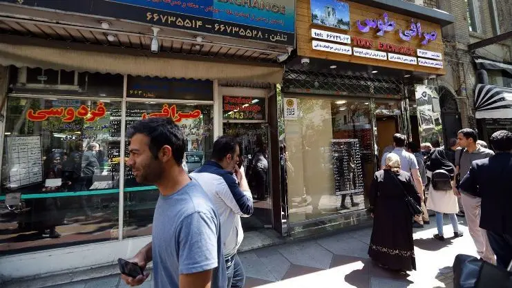 سودجویان چگونه از گرانی دلار استفاده می‌کنند؟
