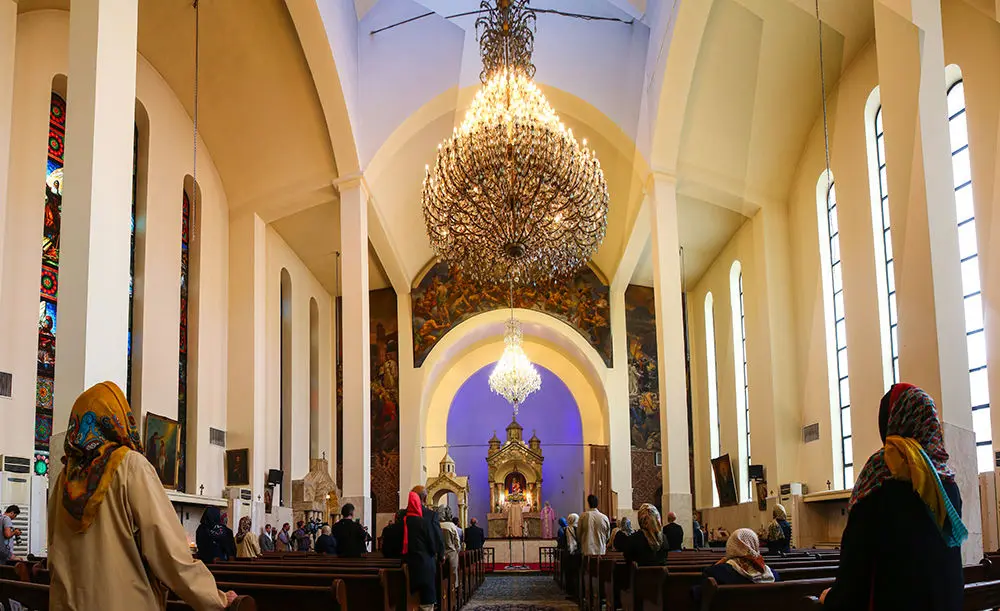 (تصاویر) بزرگداشت امام (ره) در کلیسای سرکیس مقدس