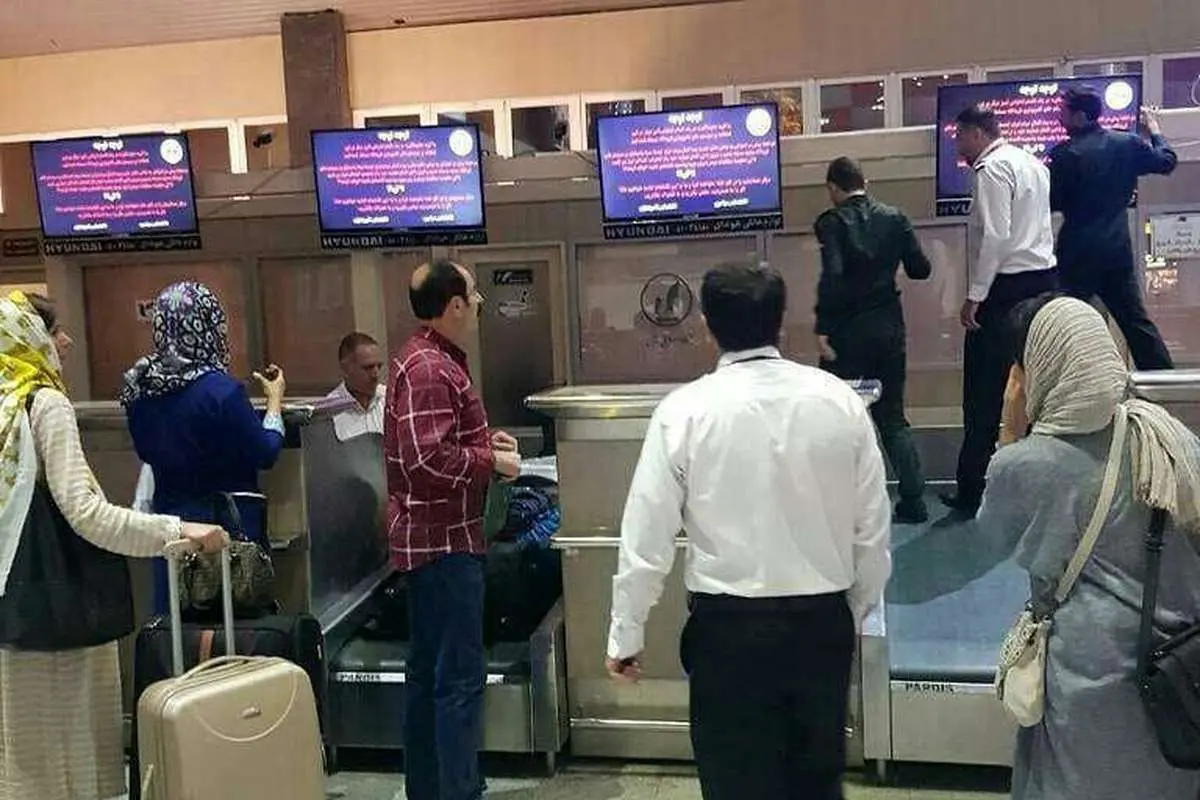 (تصویر) نمایشگرهای فرودگاه تبریز هک شد