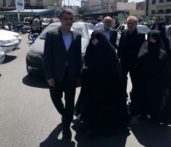 عفت مرعشی و فرزندان آیت‌الله هاشمی در روز قدس