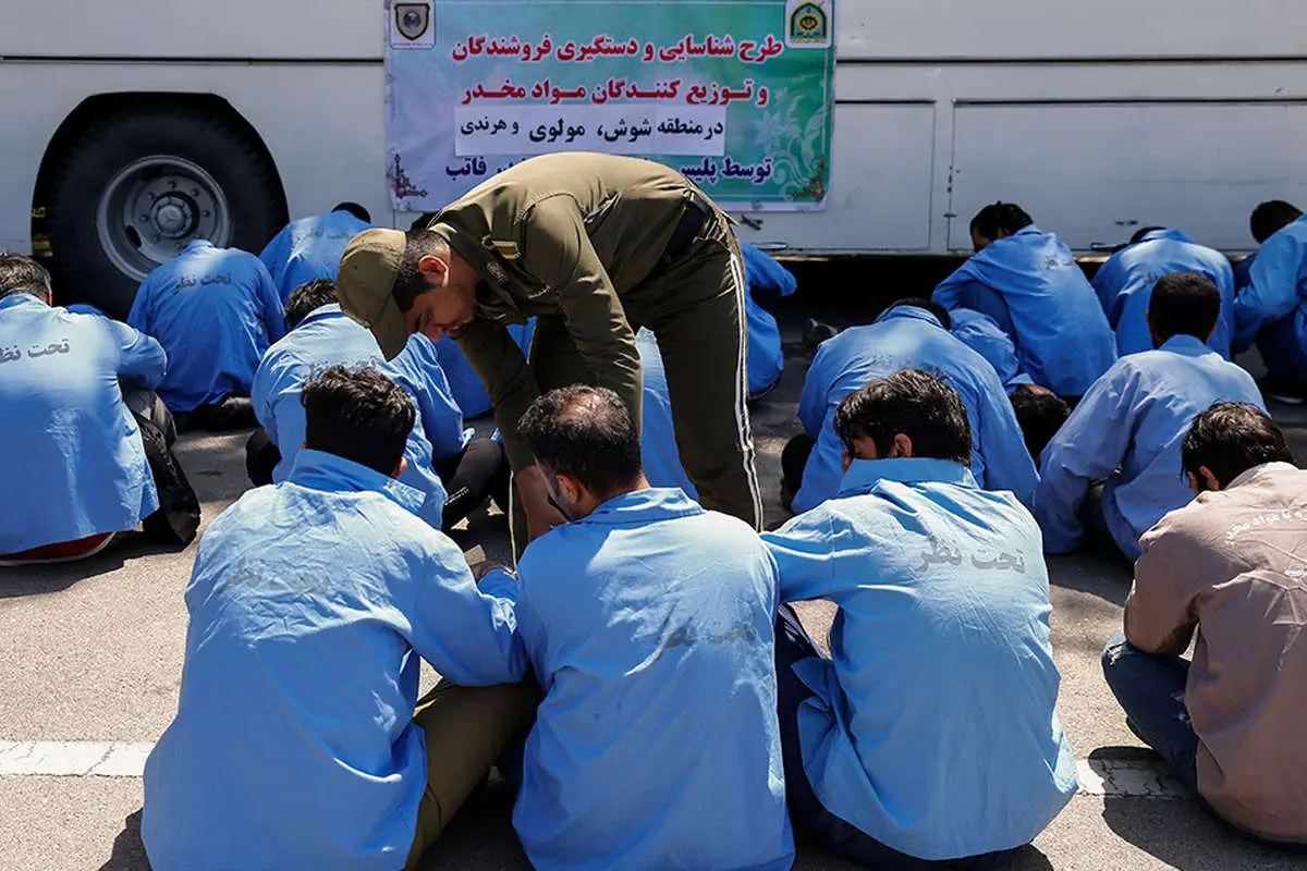 (تصاویر) دستگیری فروشندگان مواد مخدر در تهران