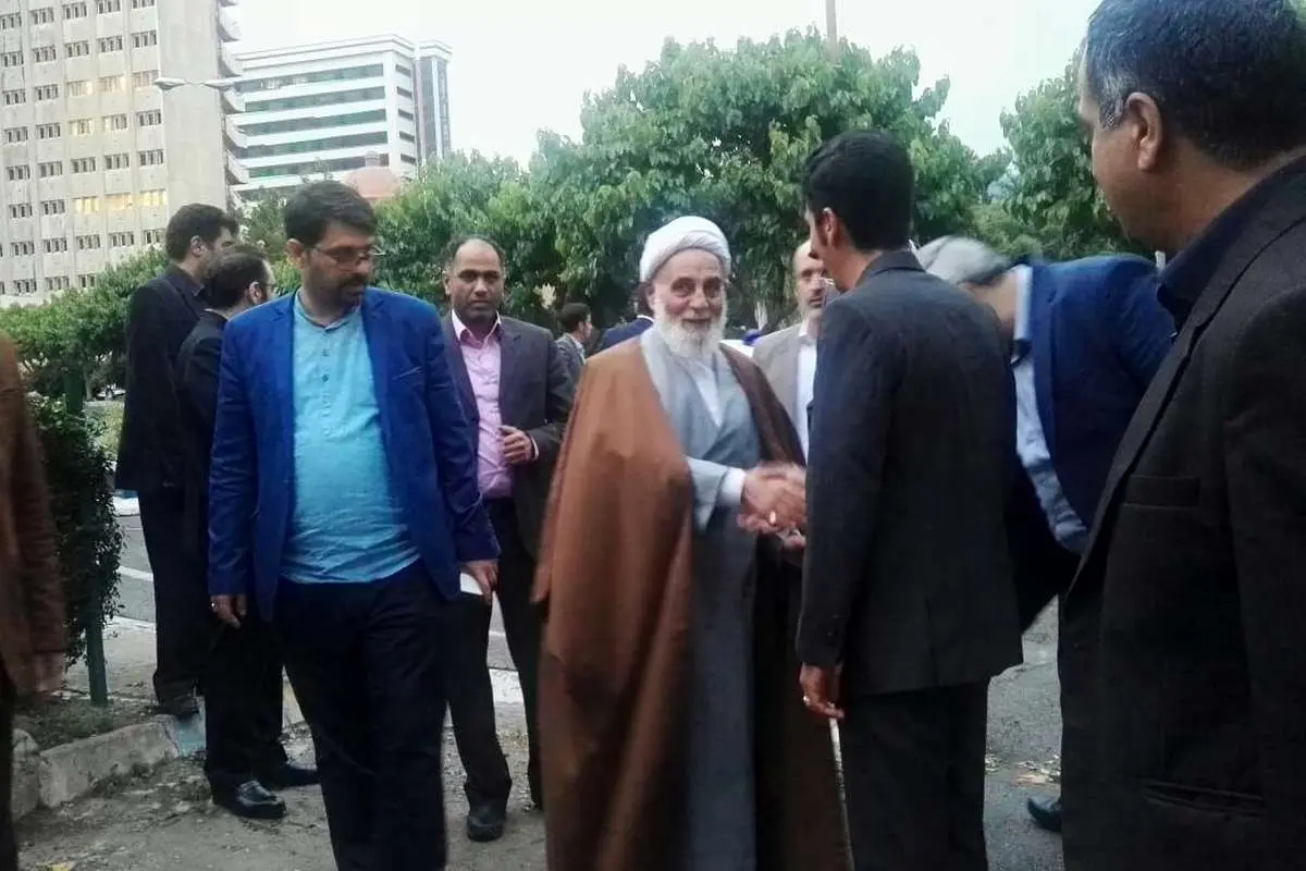 (تصویر) حضور ناطقنوری و خاتمی در افطاری عارف