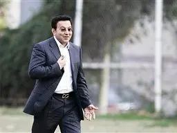 برای پول، "شال سرخ" گردن هدایتی انداختند!