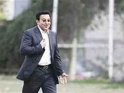 برای پول، "شال سرخ" گردن هدایتی انداختند!